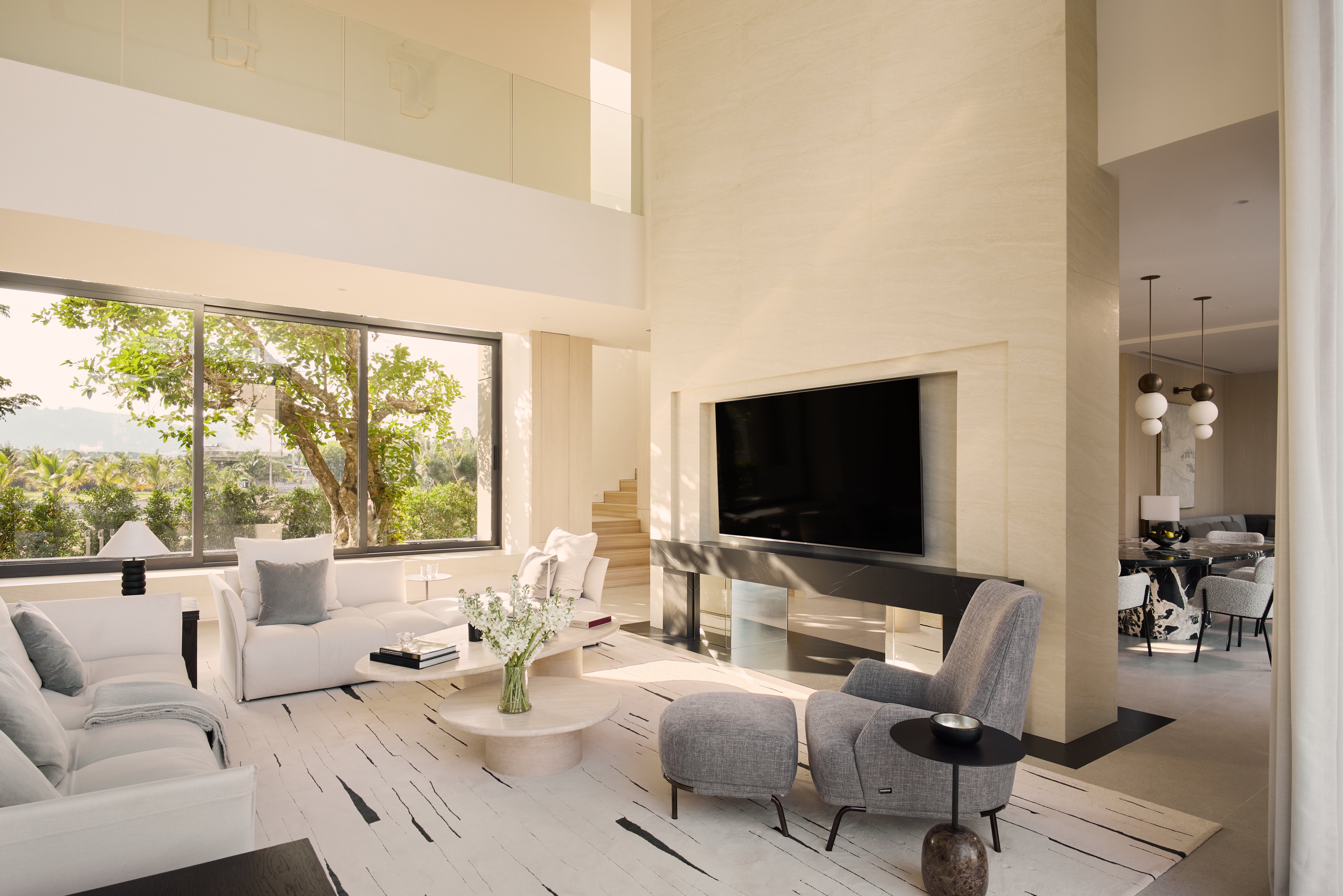 Lavish Estates 25